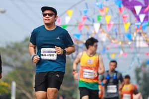BIB: 421992, 47392
                            <button type="button" onclick="openModal(9895373)" class="btn btn-primary btn-sm float-right btn-popup" data-toggle="modal" data-target=".modal-high-quality">
                        <i class="fas fa-shopping-cart"></i> Add to Cart
                    </button>
                                            <button type="button" onclick="isThisMe(9895373, true)" class="btn btn-success btn-sm float-right btn-popup btn-isme hidden" data-toggle="tooltip" data-placement="bottom" title="นี่คือรูปของคุณใช่ไหม คลิกที่นี่เพื่อเอาเข้าอัลบั้ม">
                        <i class="fas fa-plus"></i> Add to album
                    </button>
                    <button type="button" onclick="isThisMe(9895373, false)" class="btn btn-warning btn-sm float-right btn-popup btn-isnotme hidden">
                        <i class="fas fa-ban"></i> Remove from album
                    </button>